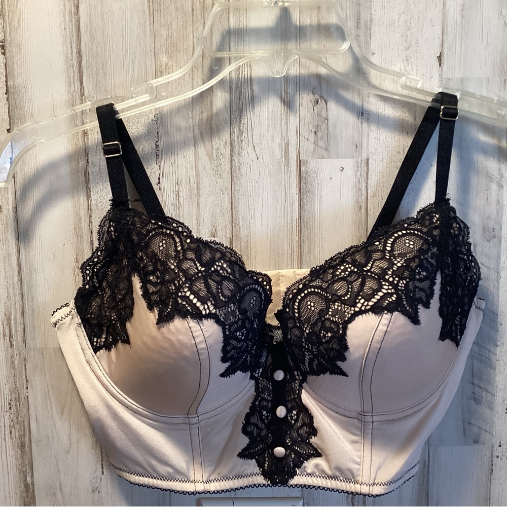 Elegant Black Lace Women's Kardashian Kollection Intimates Bustier/Bra